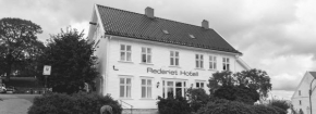 Гостиница Rederiet Hotel  Фарсунн